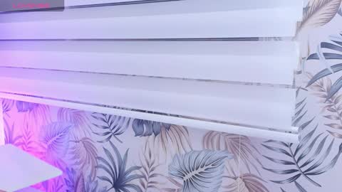 JESSI AND NAOMI online show from February 20, 11:18 pm