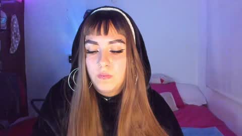 Your Sweet Angel online show from January 9, 8:24 am