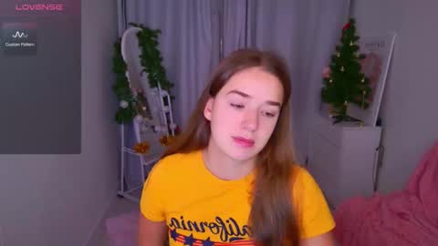 Jessi online show from December 18, 2:12 pm