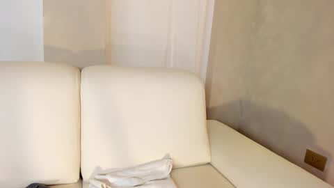 Jessy Morgan online show from March 23, 8:30 am