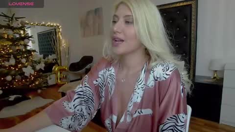 JessyTexxas online show from December 16, 1:54 pm