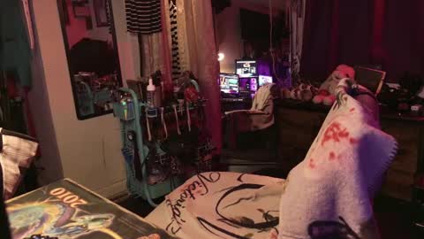 Beastly Beauty online show from September 13, 6:38 am