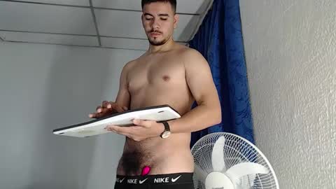 Juan David online show from February 7, 11:57 am