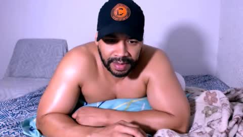 En moreno online show from November 11, 10:45 pm