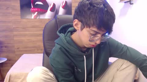 Jhoel online show from February 22, 1:02 pm