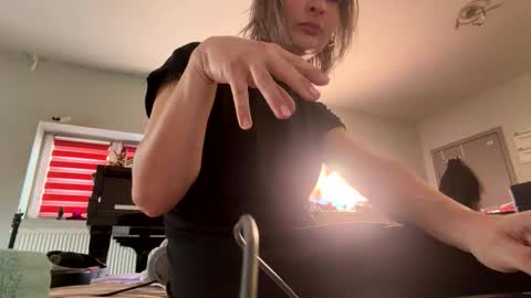 Anya online show from February 16, 2:26 pm