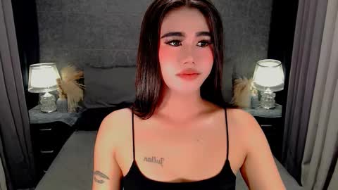 jhuliana_and_charles_room online show from March 9, 4:06 am