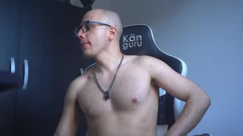 Jhx online show from April 17, 10:01 pm