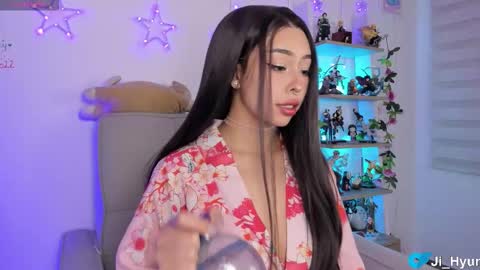 Ji  online show from November 25, 2:43 am