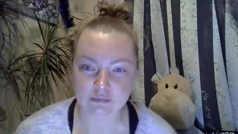 jia_mango online show from January 15, 11:30 am