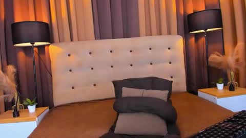 jilianward online show from February 7, 9:23 am