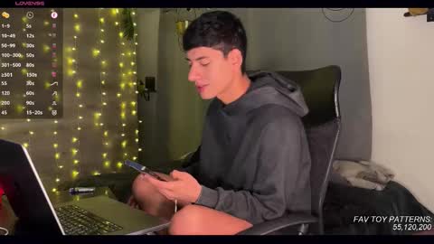 jim_dancer online show from March 15, 5:56 am