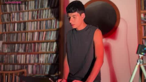 jim_dancer online show from October 8, 8:15 pm