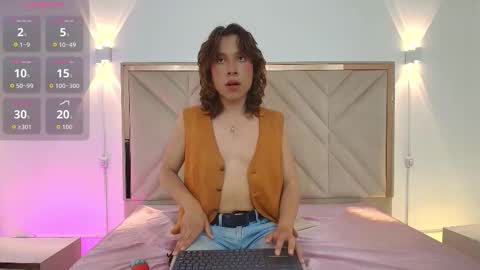 Snapshot of jim_tay chatting on October 4, 7:11 pm Hi Im Jim online show from October 4, 7:11 pm