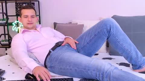Jimmy online show from July 25, 7:50 am