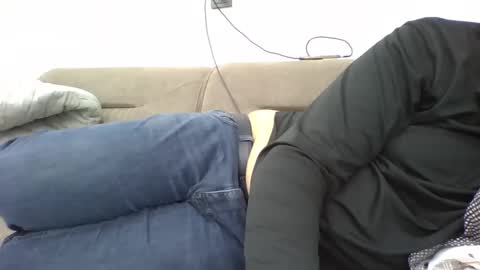 jiqoloemre online show from December 1, 9:02 pm