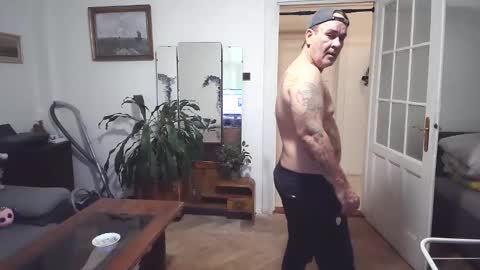 jirkasoukr online show from December 16, 11:16 am