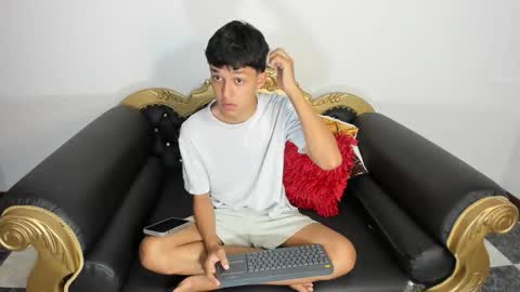 Jisusth online show from February 8, 12:08 pm