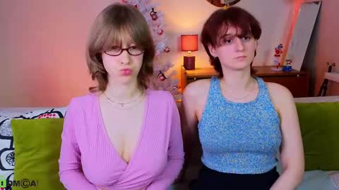Hey Guys We are Julia ginger  Tina brunette online show from December 14, 4:02 pm