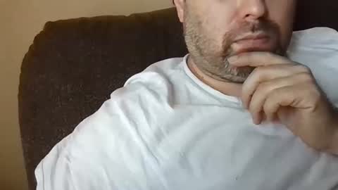 Snapshot of jj350ss chatting on February 26, 4:38 pm jj350ss online show from February 26, 4:38 pm