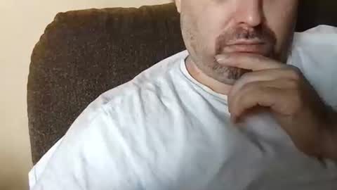 Snapshot of jj350ss chatting on October 7, 2:57 pm jj350ss online show from October 7, 2:57 pm