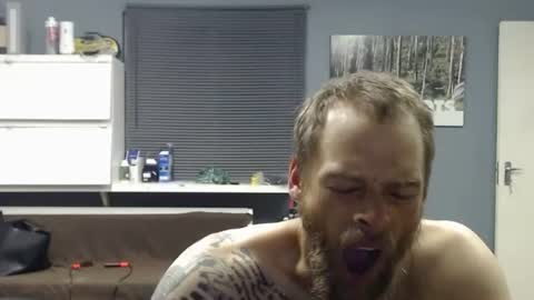 JamesJan van Rebel online show from December 1, 3:04 am