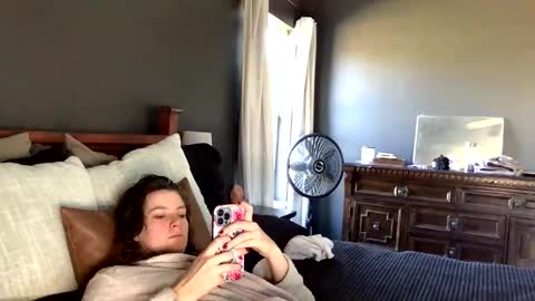 jlynn1997 online show from December 15, 3:41 pm