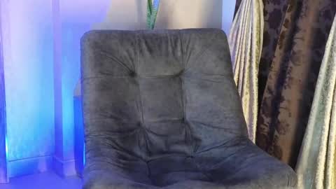 JOAN SAENZ online show from November 5, 5:09 am