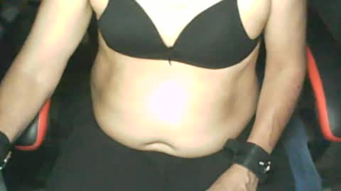 Snapshot of joanacd1 chatting on June 19, 5:35 am Joana online show from June 19, 5:35 am
