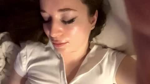 Adel online show from November 13, 9:28 pm