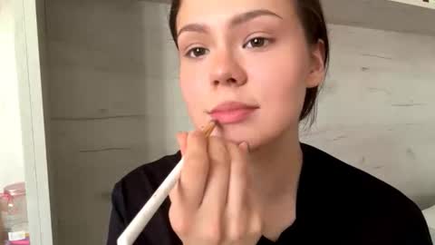 Mila online show from March 26, 9:58 am