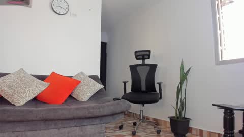 joelandalexa online show from February 28, 8:39 pm