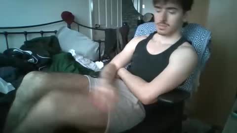 JoeOsulli online show from February 10, 4:32 pm