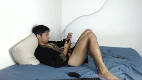 Snapshot of johan_03 chatting on October 9, 3:56 am johan online show from October 9, 3:56 am