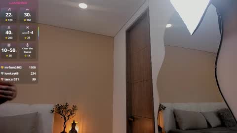 johana fox online show from October 3, 2:43 am