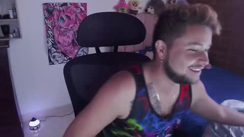 JOHAN independient model online show from December 17, 5:19 pm