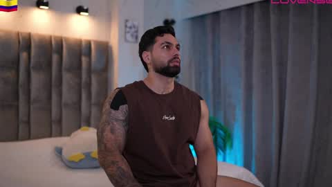 john online show from April 17, 11:07 pm