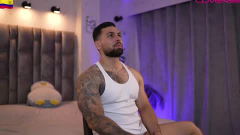 john online show from February 6, 12:14 am