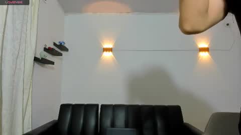 john_ssnow29 online show from June 24, 10:00 am