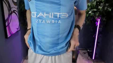 John online show from September 21, 9:30 pm