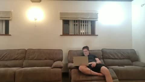 johnathan_stuart33 online show from June 18, 1:22 am