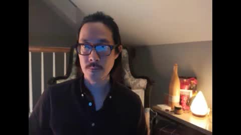 Johnee online show from April 19, 7:09 am