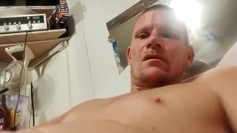 johnlonngg online show from November 9, 11:18 pm