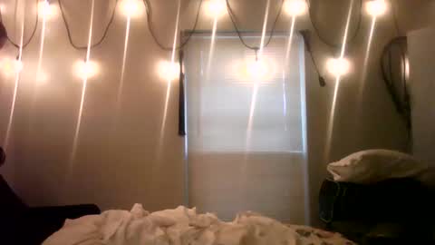 Give John Ryan A Thumbs Up online show from January 13, 10:50 pm