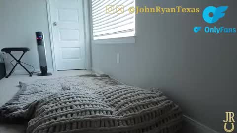 Give John Ryan A Thumbs Up online show from February 5, 11:52 pm