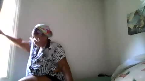 Joie the monster online show from July 3, 6:12 pm