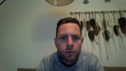 jojo19844 online show from December 22, 5:47 am