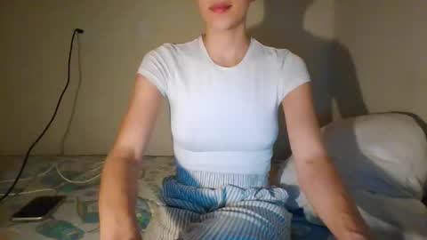 jojooo27 online show from April 28, 3:00 am