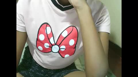 joliekah27 online show from January 6, 2:10 pm