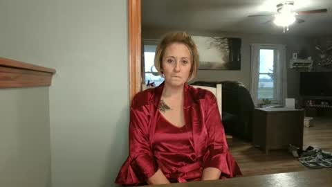 Snapshot of joliexx41 chatting on December 1, 9:50 pm Jolie online show from December 1, 9:50 pm